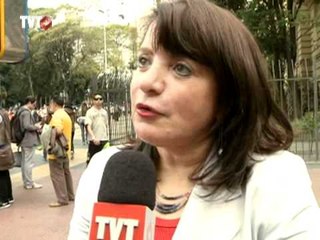 Professores de SP cobram aplicação da lei nacional do piso salarial