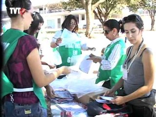 Servidores do INCRA distribuem alimentos para população em Brasília