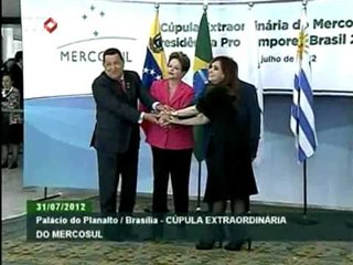 Movimentos sociais comemoram a entrada da Venezuela no Mercosul
