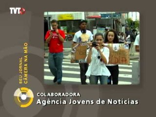 Jovens participam de ato pela democratização da mídia no Brasil