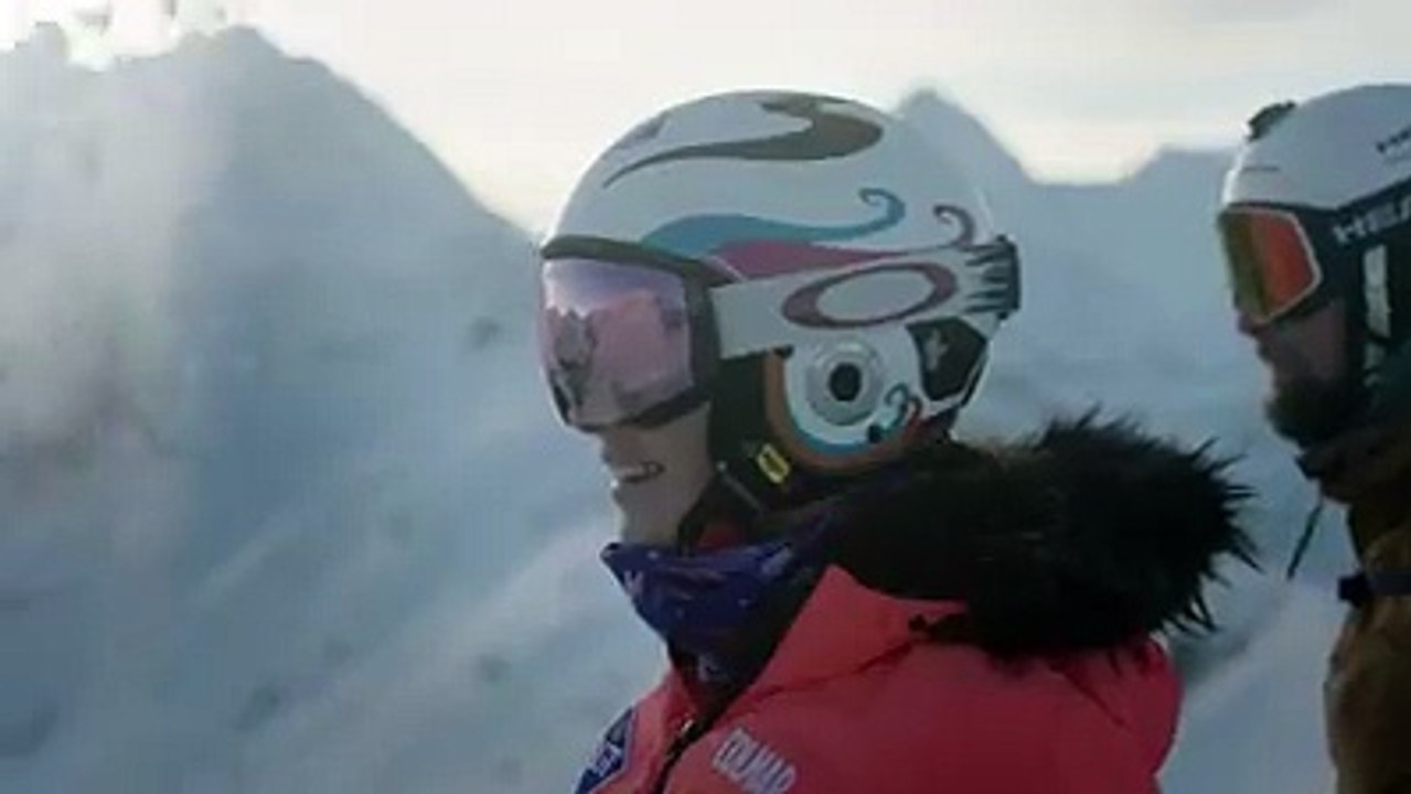 Liechtensteins Skiass und Olympia-Bronzemedaillengewinnerin Tina Weirather erkundet zusammen mit dem liechtensteinischen Ex-Skirennfahrer Marco 'Büxi' Büchel da