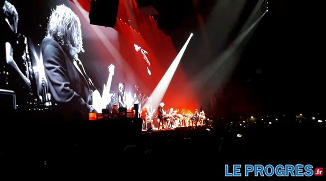 Roger Waters à Lyon : danseurs et chanteurs lyonnais soutiennent The Wall