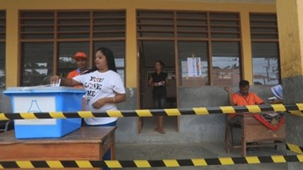 Abren los colegios electorales en Timor Oriental