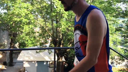 La Dungeon race, course ascensionnelle dhttps://www.dailymotion.com/settings/uploadans la Tour de Crest