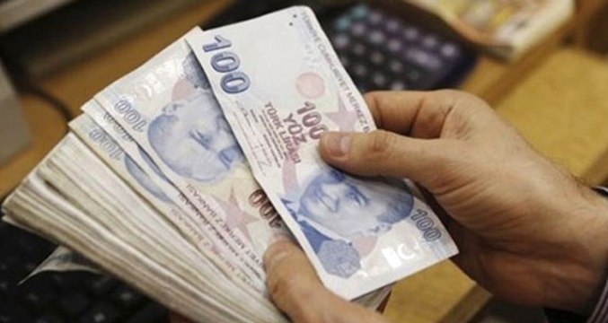Bayram Öncesi Emekli Olanlar da 2 Bin Lira İkramiye Alacak