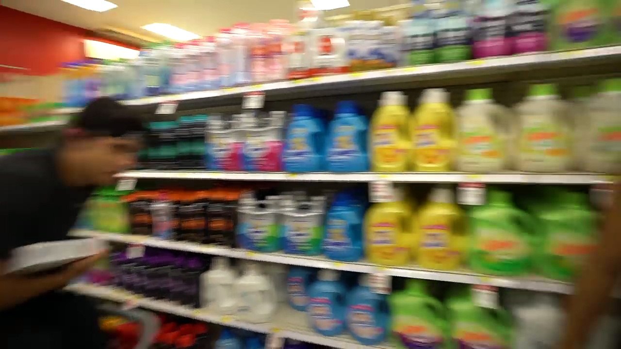 SLIME PRANK ON GIRLFRIEND!