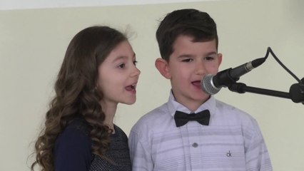 Shkolla ''Kelmend Rizvanolli'' festoj pesë vjetorin e themelimit - Lajme