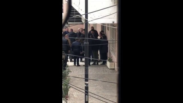 Basha mbledh kryesinë e degës PD Lezhë - Top Channel Albania - News - Lajme