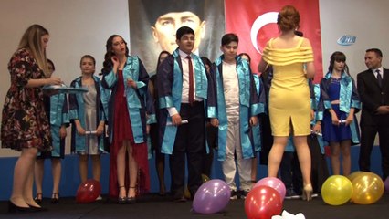 Özel Teknoloji Fen Okulları’nda mezuniyet coşkusu