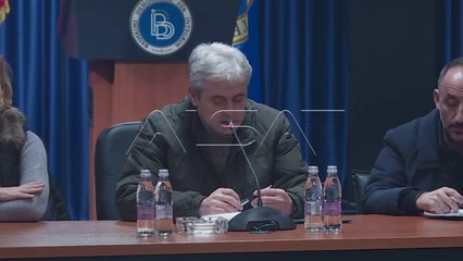 Bisedimet për emrin, plumb në zarf për Kociasin