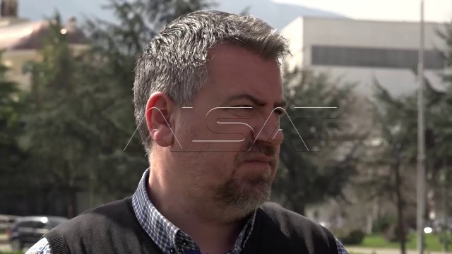 Законот јазиците, прогласување и без потпис од Иванов