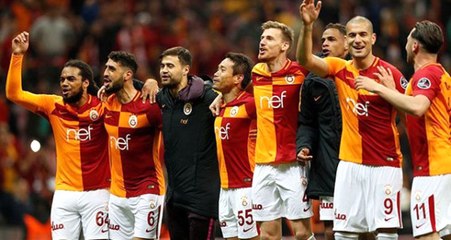 Galatasaray'da 4 Futbolcu Sarı Kart Sınırında