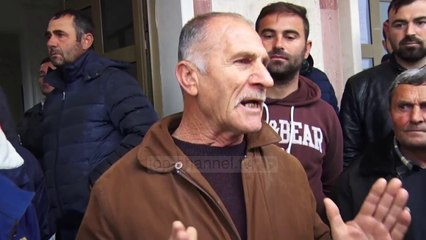 Banorët e Shegasit protestojnë në Lushnje - Top Channel Albania - News - Lajm
