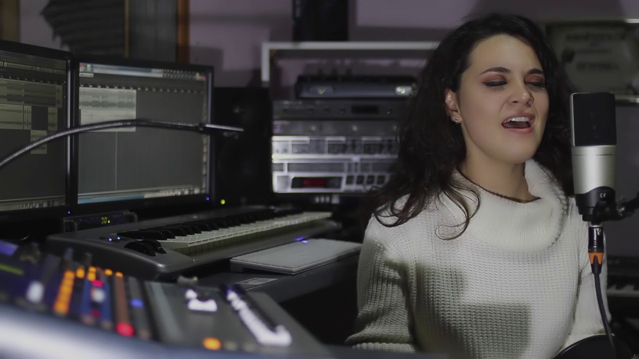 Pak nga pak - Elvana Gjata  | Cover by Besiana Shkodra