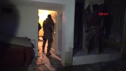 Adana'da Uyuşturucu Ticaretine 8 Tutuklama