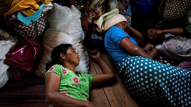 مقتل 19 شخصا في اشتباكات بين جيش ميانمار ومسلحين على الحدود مع الصين