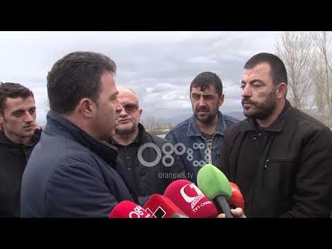 Ora News - Banori i përmbytur përplaset me Peleshin: Asnjë eskavator nuk ka ardhur prej 2010-s