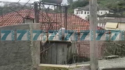 Download Video: GRABITET SHTEPIA NE GJIROKASTER, DHUNOHEN BASHKESHORTET - News, Lajme - Kanali 7