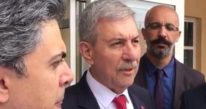 Trafik Kazasında Yaralananlara İlk Müdahaleyi Sağlık Bakanı Yaptı
