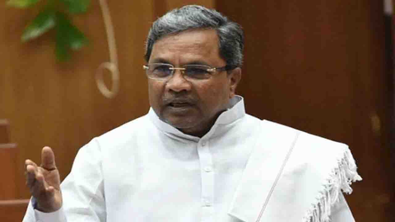 Karnataka Election:CM Siddaramaiah ने Yeddyurappa को बताया  'Mentally Disturbed ' | वनइंडिया हिन्दी