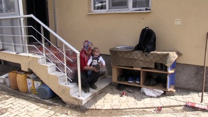 Ev kadını, devlet desteğiyle modern çiftlik sahibi oldu - ELAZIĞ