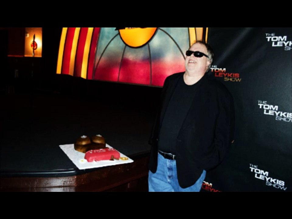 A Class that Teaches Men how to Get Laid with Less Money - The Tom Leykis Show
