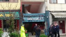 Report TV - Nëndrejtorja e Policisë Hajnaj në Fier, policia vrau një grabitës dhe plagosi një tjetër