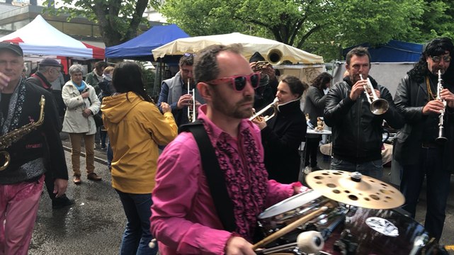 Le festival des fanfares à la Foire aux Croûtes
