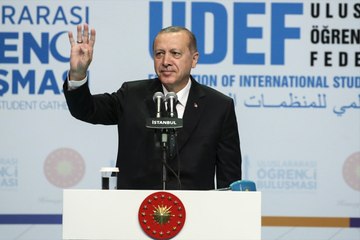 Erdoğan'dan Türkiye'deki Misafir Öğrencilere Müjde: İkametlerini Okuldan Alabilecekler