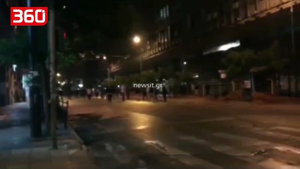 Ndizet Athina, dhunë mes tifozërive të AEK dhe PAOK (360video)