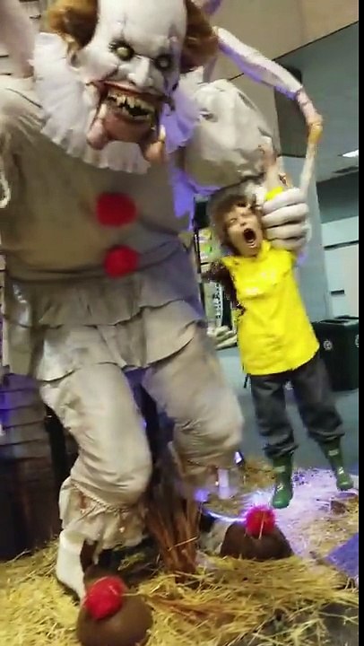 Une effrayante animatronique de Ça