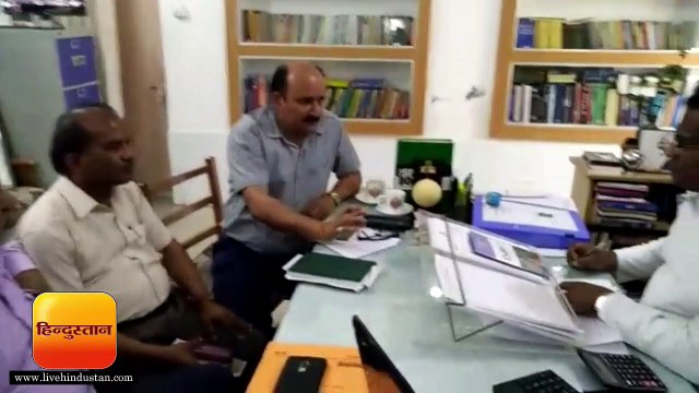 शिक्षा विभाग के अधिकारियों ने सेंट थेरेसा स्कूल का निरीक्षण किया