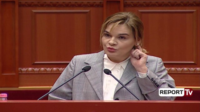 Report TV - Kuvend, Kryemadhi akuza Ramës: Po largon shqiptarët nga vendi i tyre