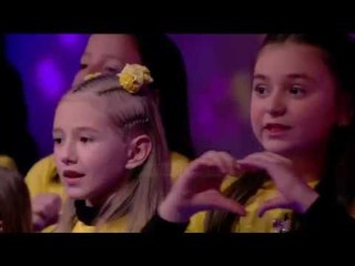 Kori i fëmijëve të Prizrenit, "Yjet", kolazh me këngë, live, në Top Show Mag!