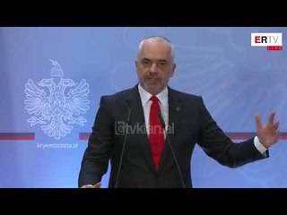 I droguar me kokaine apo i frikesuar? Rama dridhet teksa flet per protestat ne Rrugen e Kombit