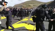360° Gradë - Protestuesit Në Rrugën E Kombit I Vënë Flakën Sportelit Të Pagesës