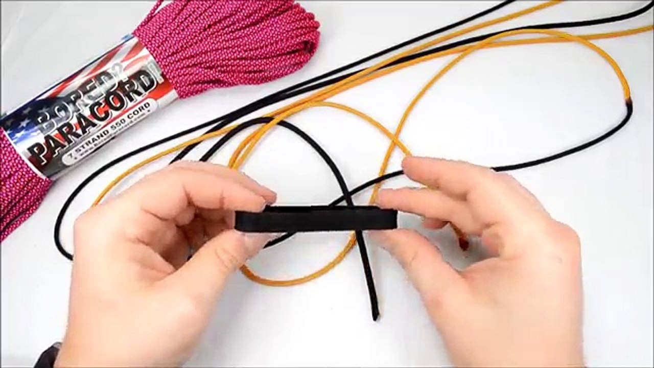 Make a Buckle-free, Stretchy Paracord Survival Bracelet - BoredParacord.com