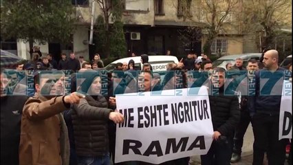 KESHILLTARET DEMOKRATE NE BASHKINE E KUKESIT PADITIN POLICINE  - News, Lajme - Kanali 12