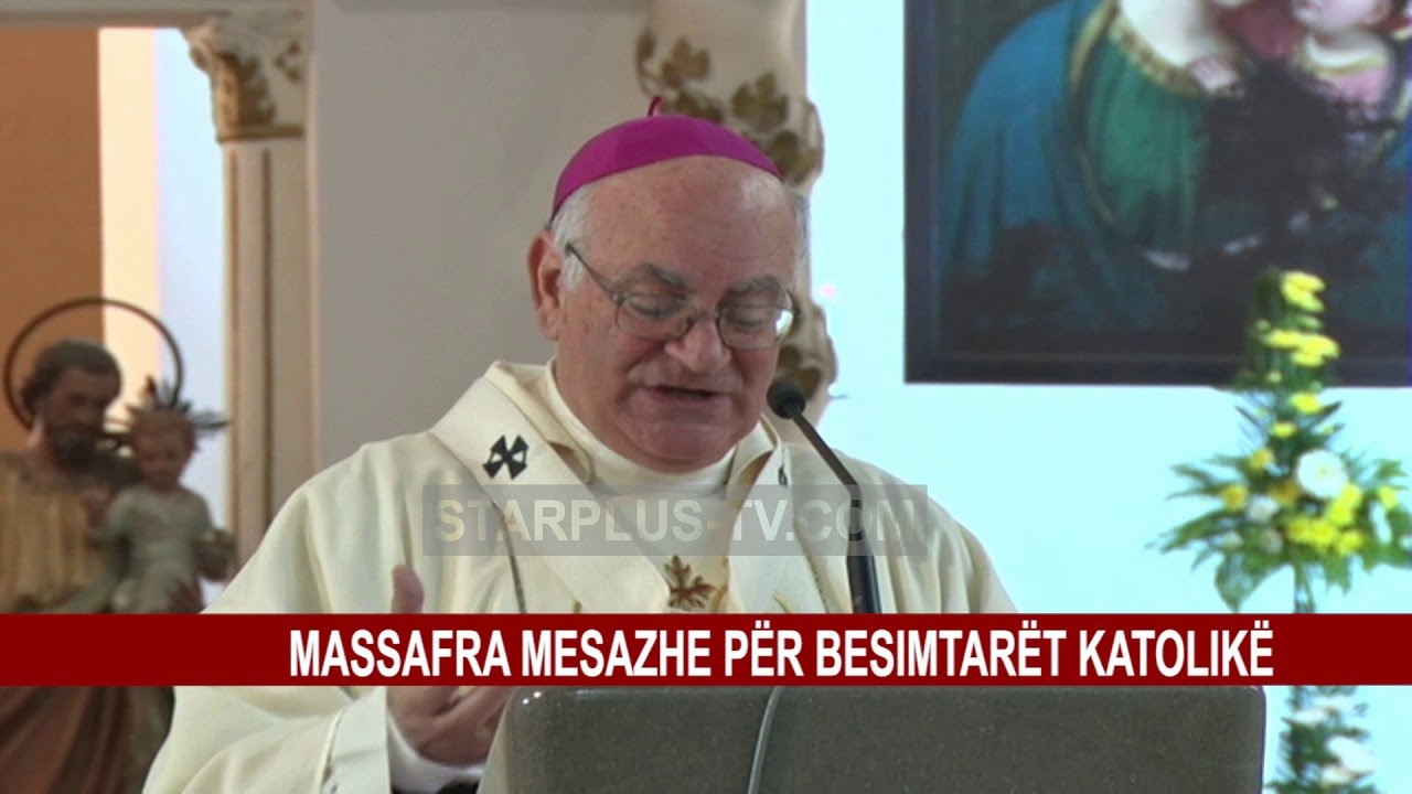 FESTA E PASHKËVE, MESHA E SHENJTË NË KATEDRALE