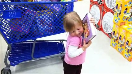 Madelyns Toys R Us shopping spree