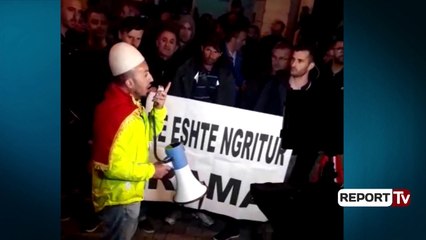 Report TV - Zëri komprometues brenda protestës “Ça ke mo burrë se do t’i marrësh lekët”