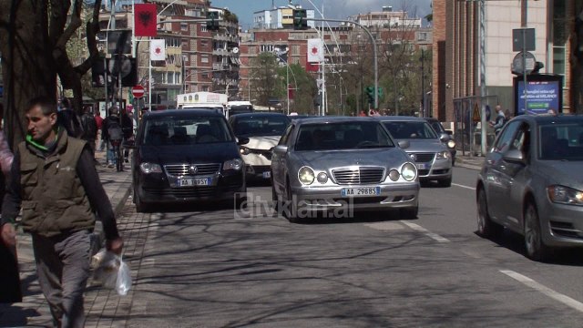 Qarkullimi ne kaos edhe ne dite pushimi