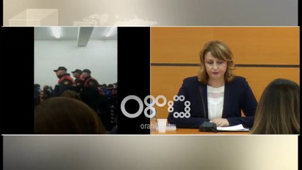 Descargar video: Ora News - Vettingu, nesër vendimi për gjyqtaren e Kushtetueses, Vitore Tusha