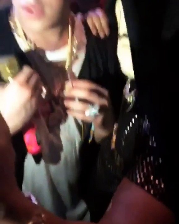 Bad Bunny Y El Alfa Discuten En Publico( video oficial)