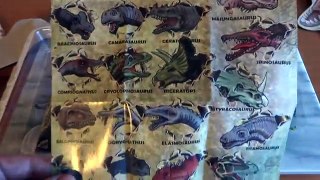 DinoWaurs Dinosaur Figure & Battle Card Game Mega Pack Set 恐竜