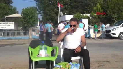 Aydın Ölen Hayvanlar İçin Eyleme Başladı, Belediye Başkanı Gelene Kadar Devam Edecek