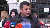 Tregtarët e vegjël në Korçë, në protestë - Top Channel Albania - News - Lajme