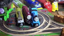 トーマス木製おもちゃ Brave & Sodor set Thomas the Tank Engine wooden toys