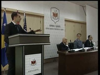 Durim Halilaj i kthen përgjigje Hana Zekës