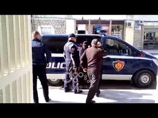 Ora News - Berat, vrau ish kryetarin e fshatit, pendohet në gjykatë